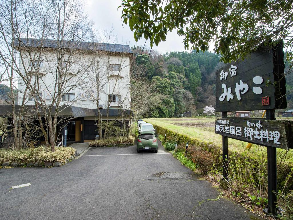 Oyado Miyako Hotel Yufu Buitenkant foto